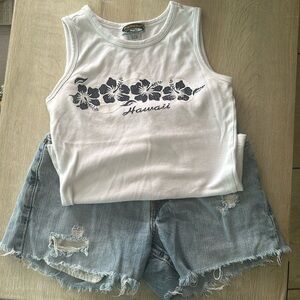 🌺SET🌺 Tank Top and Denim Shorts (On Sale)